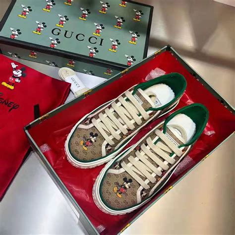 gucci mickey mouse tennis